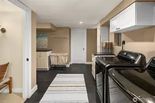 2407 11th Ave E, Seattle, WA 98102 - Photo 34