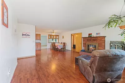 812 3rd Avenue NE, Chehalis, WA 98532 - Photo 6