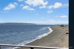 15636 Point Monroe Dr NE, Bainbridge Island, WA 98110 - Photo 18