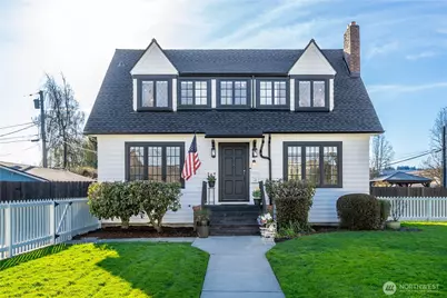 926 Lewis Avenue, Sumner, WA 98390 - Photo 1