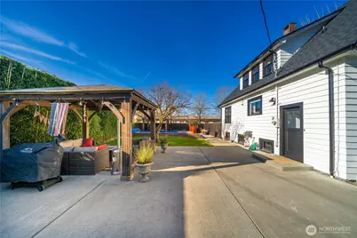 926 Lewis Avenue, Sumner, WA 98390 - Photo 32