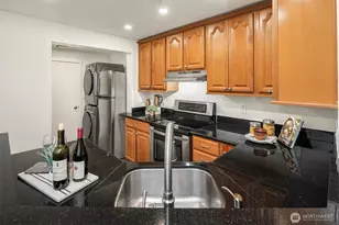 4330 W Lake Sammamish Pkwy SE, Issaquah, WA 98027 - Photo 12