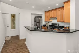 4330 W Lake Sammamish Pkwy SE, Issaquah, WA 98027 - Photo 14