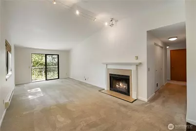13235 12th Avenue SW #733, Burien, WA 98146 - Photo 2