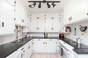 413 Strait View Dr, Port Angeles, WA 98362 - Photo 12