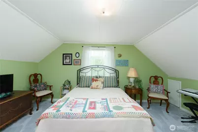 413 Strait View Dr, Port Angeles, WA 98362 - Photo 18