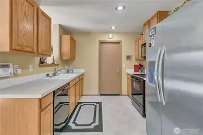 1013 Riddell Avenue NE, Orting, WA 98360 - Photo 12