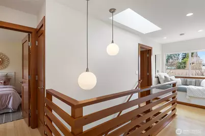 8049 44th Avenue NE, Seattle, WA 98115 - Photo 16