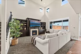 5703 146th St Ct E, Puyallup, WA 98375 - Photo 8