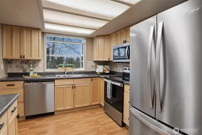 19855 Stavanger Loop NE, Poulsbo, WA 98370 - Photo 10