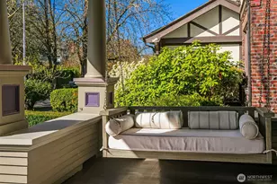 952 16th Ave E, Seattle, WA 98112 - Photo 2