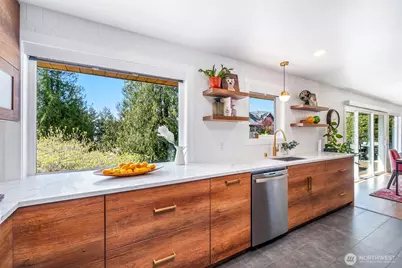 8659 Fauntlee Crest SW, Seattle, WA 98136 - Photo 14