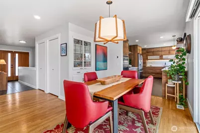 8659 Fauntlee Crest SW, Seattle, WA 98136 - Photo 10