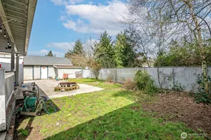 1219 21st St SE, Puyallup, WA 98372 - Photo 34