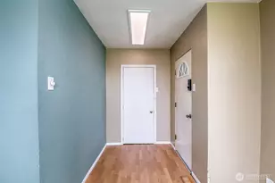 1219 21st St SE, Puyallup, WA 98372 - Photo 8