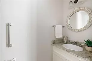 817 Shorecrest Dr, Oak Harbor, WA 98277 - Photo 20