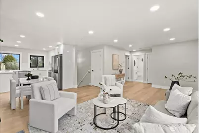 6014 31st Avenue S, Seattle, WA 98108 - Photo 4