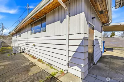 334 Wells Avenue N, Renton, WA 98056 - Photo 30