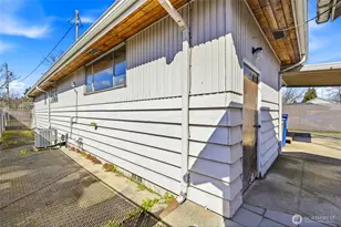 334 Wells Ave N, Renton, WA 98056 - Photo 30