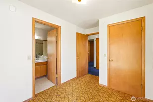 334 Wells Ave N, Renton, WA 98056 - Photo 20