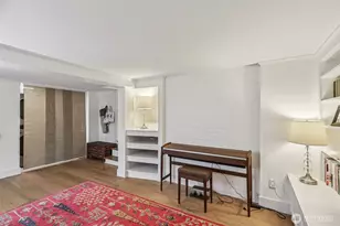 2418 W Boston, Seattle, WA 98199 - Photo 24
