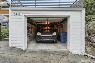 2418 W Boston, Seattle, WA 98199 - Photo 30