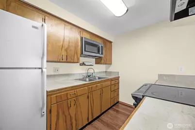 212 Madison Street, Everett, WA 98203 - Photo 8