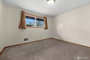 212 Madison St, Everett, WA 98203 - Photo 16