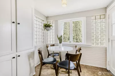 348 NE 57th Street, Seattle, WA 98105 - Photo 12