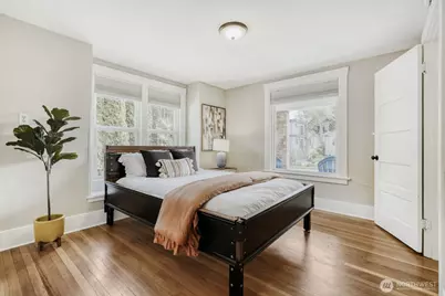 348 NE 57th Street, Seattle, WA 98105 - Photo 18