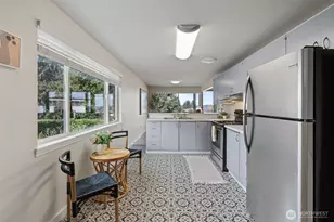 1710 N Bridgeview Dr, Tacoma, WA 98406 - Photo 32