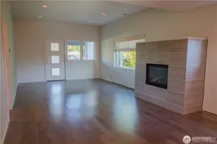 4827 42nd Ave SW, Seattle, WA 98116 - Photo 6