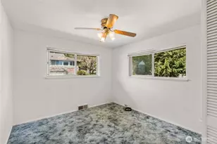 10702 39th Ave SW, Seattle, WA 98146 - Photo 16