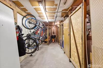 4912 Evanston Avenue N, Seattle, WA 98103 - Photo 20