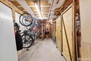 4912 Evanston Ave N, Seattle, WA 98103 - Photo 20