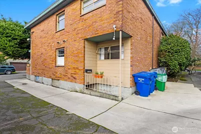 4912 Evanston Avenue N, Seattle, WA 98103 - Photo 16