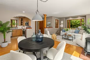 6900 NE Dolphin Dr, Bainbridge Island, WA 98110 - Photo 28