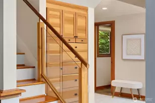 6900 NE Dolphin Dr, Bainbridge Island, WA 98110 - Photo 20