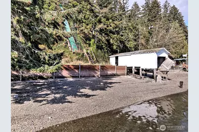 240 E Orchard Beach Drive, Grapeview, WA 98546 - Photo 34