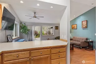 6352 24th Ave SW, Seattle, WA 98106 - Photo 8