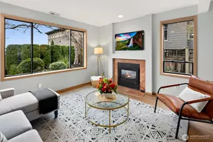 556 Holly Dr, Edmonds, WA 98020 - Photo 18