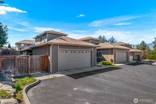 112 19th St NE, East Wenatchee, WA 98802 - Photo 2