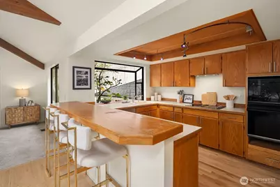 10622 184th Avenue NE, Redmond, WA 98052 - Photo 14