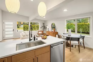 12241 NE 65th St, Kirkland, WA 98033 - Photo 8