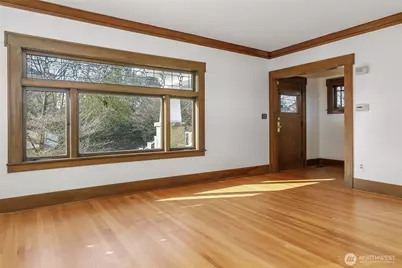 2158 N 50th Street, Seattle, WA 98103 - Photo 36