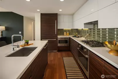 583 Battery Street #3406N, Seattle, WA 98121 - Photo 6