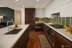 583 Battery St, Seattle, WA 98121 - Photo 6