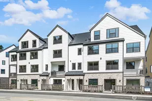 762 NW Holly St, Issaquah, WA 98027 - Photo 2