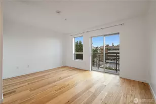 412 11th Ave, Seattle, WA 98122 - Photo 10