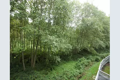 12720 NE 10th Place #D 202, Bellevue, WA 98007 - Photo 2